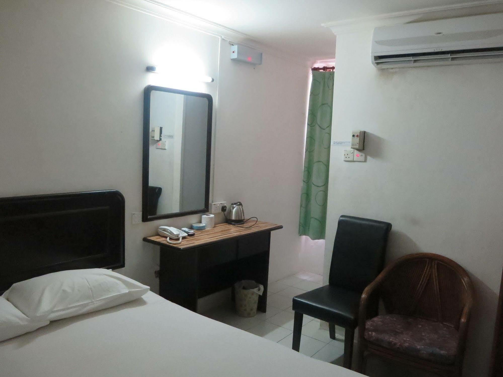 Wah May Hotel Kota Kinabalu Exterior foto